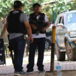 POLICÍA SECUESTRA MÁS DE BS 1,7 MILLONES EN CAJAS DE CARTÓN DURANTE OPERATIVO EN COCHABAMBA