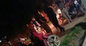 TRINIDAD: SIETE PERSONAS ANTE EL JUEZ POR AGRESIÓN Y ROBO DE ARMAS A POLICÍAS