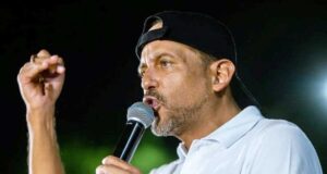 VIDEO: CAMACHO ANUNCIA SU RETORNO, “YA VAMOS A ESTAR PRONTO ALLÁ”; EL MENSAJE A SANTA CRUZ