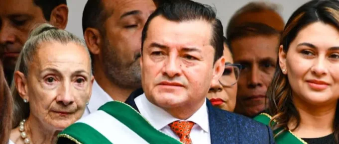 JHONNY FERNÁNDEZ NO ASISTE A LA SESIÓN POR LA FUNDACIÓN DE SANTA CRUZ Y ACUSA DE UNA ACTITUD DISCRIMINATORIA.