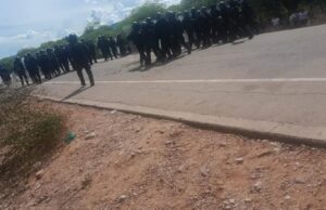JEFE POLICIAL DESMIENTE LA MUERTE DE UN MENOR DURANTE EL DESBLOQUEO EN YACUIBA