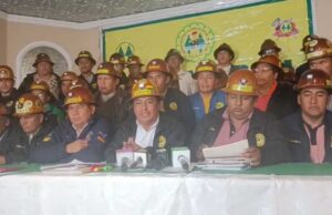 COOPERATIVAS MINERAS RECHAZAN DIÉSEL A BS 11,50 Y EXIGEN RENUNCIA DE AUTORIDADES