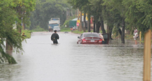 ALCALDÍA CRUCEÑA IMPULSA LEY DE EMERGENCIA PARA REPARAR DAÑOS POR LLUVIAS
