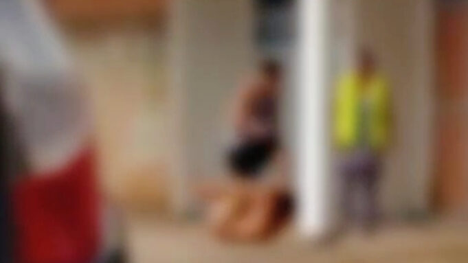 VIDEO: SALIÓ DE LA FILA POR COMBUSTIBLE PARA DESCANSAR E INFORMAN QUE ENCONTRÓ A SU MUJER CON OTRO