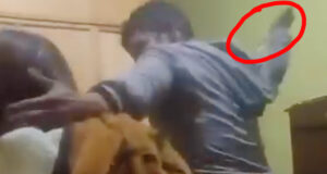 VIDEO: MUJER FUÉ APUÑALADA POR SU PAREJA DELANTE DE SUS HIJOS EN COCHABAMBA