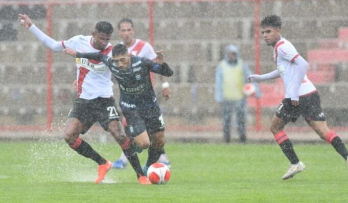 CON 8 HOMBRES BLOOMING ELIMINA A ALWAYS READY Y PASA A LA FINAL DEL TORNEO DE VERANO