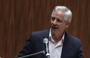 GARCÍA LINERA PROPONE EXPROPIAR EMPRESAS QUE NO ENTREGUEN SUS DÓLARES AL GOBIERNO