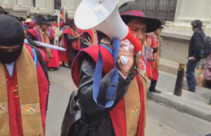 PONCHOS ROJOS DAN ULTIMÁTUM AL GOBIERNO: 72 HORAS PARA CUMPLIR SUS DEMANDAS O RADICALIZAN SUS MEDIDAS