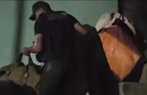 POBLADORES DE MAPIRI EXPULSAN A POLICÍAS EN MEDIO DE DENUNCIAS DE EXTORSIÓN Y CORRUPCIÓN