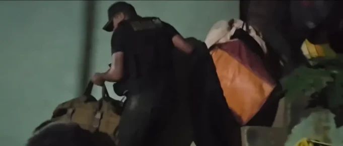 POBLADORES DE MAPIRI EXPULSAN A POLICÍAS EN MEDIO DE DENUNCIAS DE EXTORSIÓN Y CORRUPCIÓN