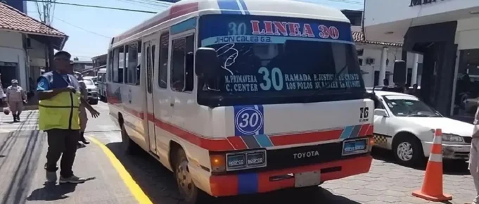 TRANSPORTE PÚBLICO CRUCEÑO DA PLAZO HASTA EL VIERNES PARA RESOLVER CRISIS DE DIÉSEL