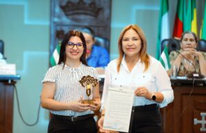 ASAMBLEA LEGISLATIVA DE SANTA CRUZ RECONOCE A FARMACORP POR SU COMPROMISO CON LA SALUD DE LA FAMILIA BOLIVIANA