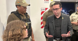 FISCALÍA E INTERPOL EJECUTAN LA EXTRADICIÓN DE SEBASTIÁN D. QUIEN FUE APREHENDIDO EN VIRU VIRU Y SERÁ SOMETIDO A UNA AUDIENCIA CAUTELAR