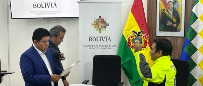 GOBIERNO REEMPLAZA AL PRESIDENTE DE LA ABC ANTE PARO NACIONAL DE CHOFERES