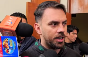 GOBIERNO DESTITUYE AL DIRECTOR DE CÁRCELES EN COCHABAMBA Y AÍSLA A ZÚÑIGA TRAS HALLAZGO DE CELULAR