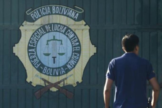 «YA NO SE QUE HACER»: PADRE PIDE A LA POLICÍA QUE APREHENDA A SU HIJO ACUSADO DE ROBO EN EL PLAN 3.000