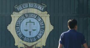 HOMBRE ENCAPUCHADO DISPARA CONTRA UN GRUPO DE PERSONAS EN IVIRGARZAMA Y DEJA CINCO HERIDOS