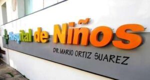MENOR LLEGÓ DESDE BENI CON SIGNOS DE MENINGITIS Y RECIBE ATENCIÓN EN HOSPITAL DE NIÑOS