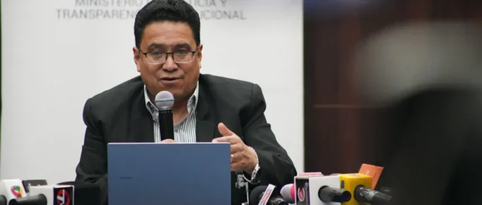 MINISTRO SILES EXIGE AL MINISTERIO PÚBLICO CERRAR EL CASO ZÚÑIGA Y PLANTEA ABRIR NUEVAS INVESTIGACIONES SI ES NECESARIO