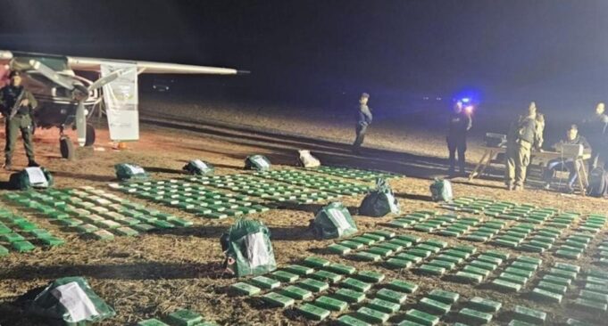 PILOTO BOLIVIANO SENTENCIADO EN ARGENTINA POR TRÁFICO DE CASI MEDIA TONELADA DE COCAÍNA