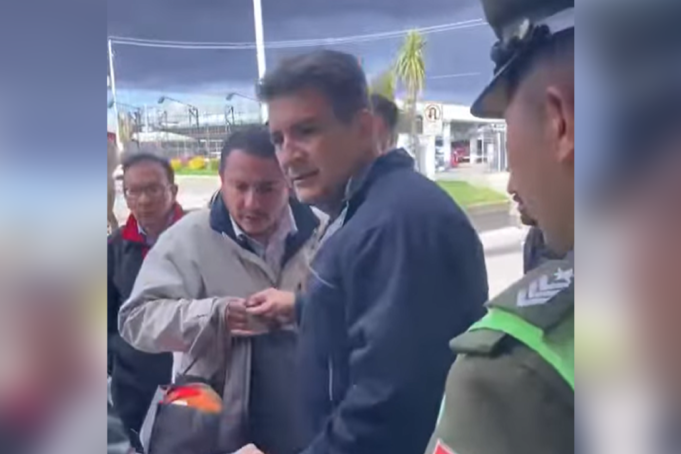 APREHENDEN AL DIPUTADO RICHARD RIBERA EN EL AEROPUERTO POR SU PRESUNTO VÍNCULO CON EL ‘ZUÑIGAZO’