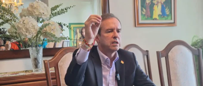 TUTO CUESTIONA A CHOQUEHUANCA Y ANDRÓNICO POR DEMORA EN LEYES ELECTORALES