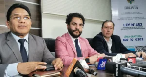 ESCASEZ DE DÓLARES AFECTA PRODUCCIÓN DE MEDICAMENTOS Y GOBIERNO PIDE APROBACIÓN DE CRÉDITOS