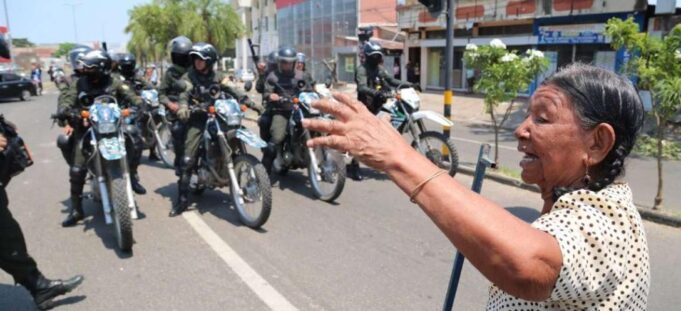 FALLECE ALICIA FLORES, LA MUJER QUE ENCARÓ A LA POLICÍA DURANTE EL PARO POR EL CENSO