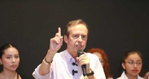 TODO SE PRIVATIZA: TUTO QUIROGA PLANTEA UN ESTADO PEQUEÑO Y SIN EMPRESAS PÚBLICAS