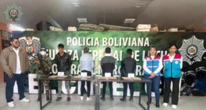 CUATRO APREHENDIDOS, ENTRE ELLOS TRES MENORES, CON 361 CÁPSULAS DE COCAÍNA EN LA CARRETERA BIOCEÁNICA