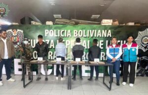 CUATRO APREHENDIDOS, ENTRE ELLOS TRES MENORES, CON 361 CÁPSULAS DE COCAÍNA EN LA CARRETERA BIOCEÁNICA