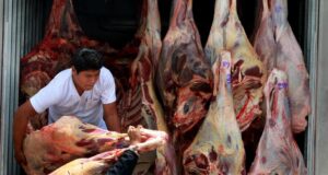 GANADEROS CRUCEÑOS RECHAZAN INTERVENCIÓN DEL GOBIERNO EN EL MERCADO CÁRNICO Y ADVIERTEN DESABASTECIMIENTO