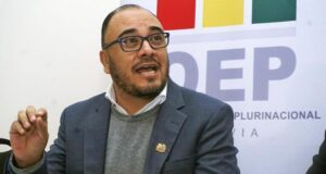 VOCAL DEL TSE ACLARA QUE AUTORIDADES ELECTAS NO DEBEN RENUNCIAR PARA POSTULARSE