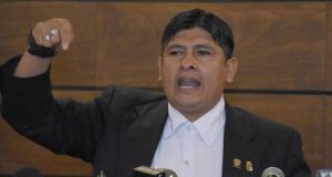 CUÉLLAR: “NO SE HA DEVALUADO EL PESO BOLIVIANO”, PESE A ALZA EN MERCADO PARALELO