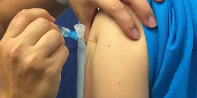 GOBIERNO OTORGA DOS HORAS DE TOLERANCIA PARA VACUNACIÓN CONTRA LA INFLUENZA