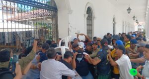 ACUSAN A MUCARZEL Y ALCÓCER DE PROVOCAR VIOLENCIA EN EL CONCEJO MUNICIPAL, SEGÚN CONCEJAL DE UCS