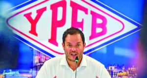 YPFB DENUNCIA BLOQUEOS COMO “EXTORSIÓN” POR PARTE DE CISTERNEROS QUE EXIGEN SUBA EN FLETES