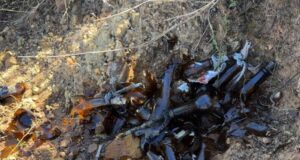 ENCUENTRAN BOMBAS MOLOTOV, PIEDRAS Y PETARDOS CERCA DE BLOQUEO EN PAMPA GRANDE