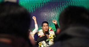 “BOLIVIA NO PUEDE SER REHÉN DE DISPUTAS POLÍTICAS”: ANDRÓNICO ROMPE EL SILENCIO Y LLAMA AL CONSENSO