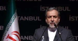 IRÁN DESMIENTE ACUERDO DE ALTO EL FUEGO CON ISRAEL Y MANTIENE LA PRESIÓN MILITAR