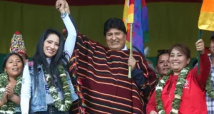 RUTH NINA ADVIERTE QUE NO HABRÁ ELECCIONES SI EVO MORALES NO ESTÁ EN LA PAPELETA