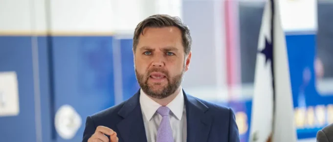 JD VANCE NIEGA QUE ESTADOS UNIDOS ESTÉ EN GUERRA CON IRÁN TRAS ATAQUE A INSTALACIONES NUCLEARES