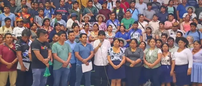 MORALES ARREMETE CONTRA LA DERECHA Y ANUNCIA LUCHA PERMANENTE