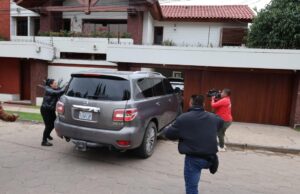 ANDRÓNICO RODRÍGUEZ REAPARECE Y LLAMA A LA UNIDAD TRAS REUNIÓN POLÍTICA EN SANTA CRUZ