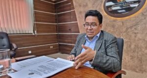 FISCALÍA EMITE ORDEN DE APREHENSIÓN CONTRA EL EXMINISTRO CÉSAR SILES POR EL “CASO CONSORCIO”