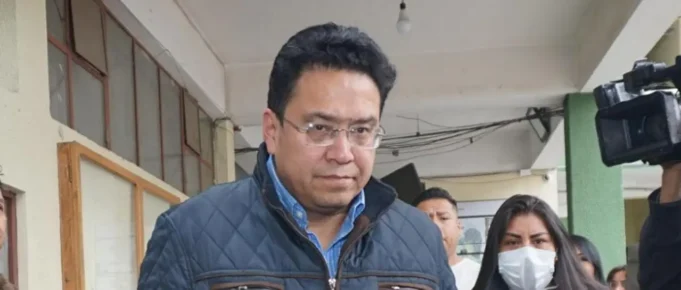 EX MINISTRO DE JUSTICIA PASARÁ LA NOCHE EN CELDAS POLICIALES A LA ESPERA DE SU AUDIENCIA CAUTELAR