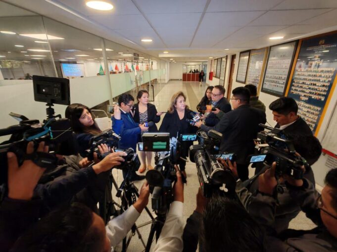 DIPUTADOS INVESTIGARÁN SUPUESTO TRÁFICO SEXUAL EN UNIDAD EDUCATIVA DE EL MECHERO