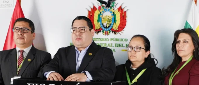 FISCALÍA INICIA INVESTIGACIÓN PENAL POR MUERTE DE DOS POLICÍAS EN LLALLAGUA Y PROMETE IDENTIFICAR A LOS RESPONSABLES