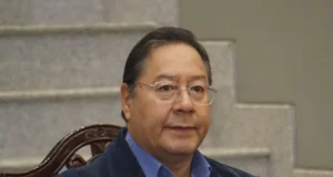 ARCE CRITICA AL EVISMO POR PROMOVER EL VOTO NULO Y ADVIERTE QUE SOLO BENEFICIARÁ A LA DERECHA EN LAS ELECCIONES