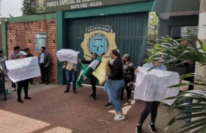 TIKTOKER APREHENDIDO POR DIFUNDIR INFORMACIÓN SOBRE EL SISTEMA FINANCIERO FUE LIBERADO, PERO EL PROCESO PENAL SIGUE ABIERTO